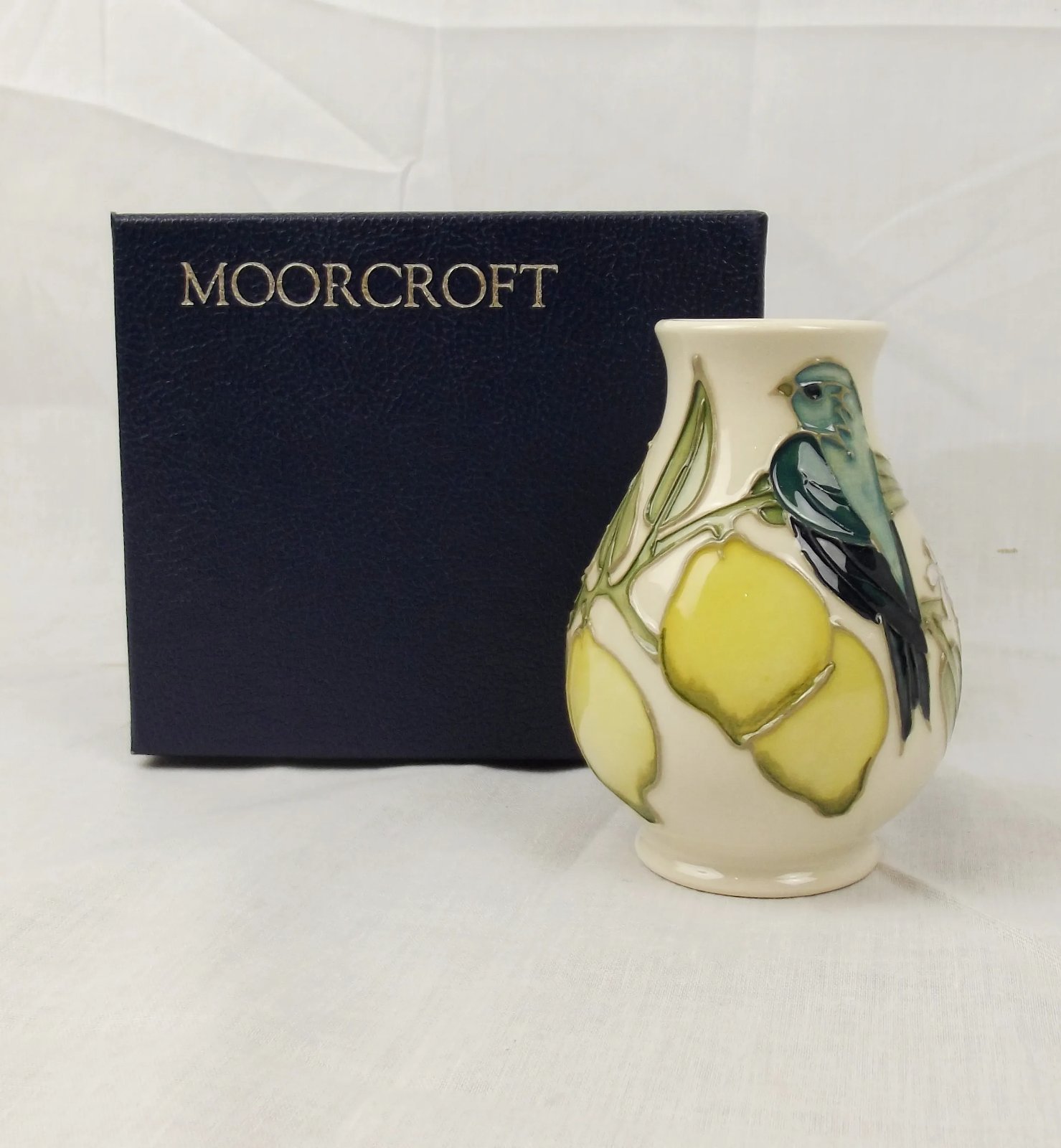 Moorcroft Pottery Small Lemon Pattern Vase - Boxed - Image 2
