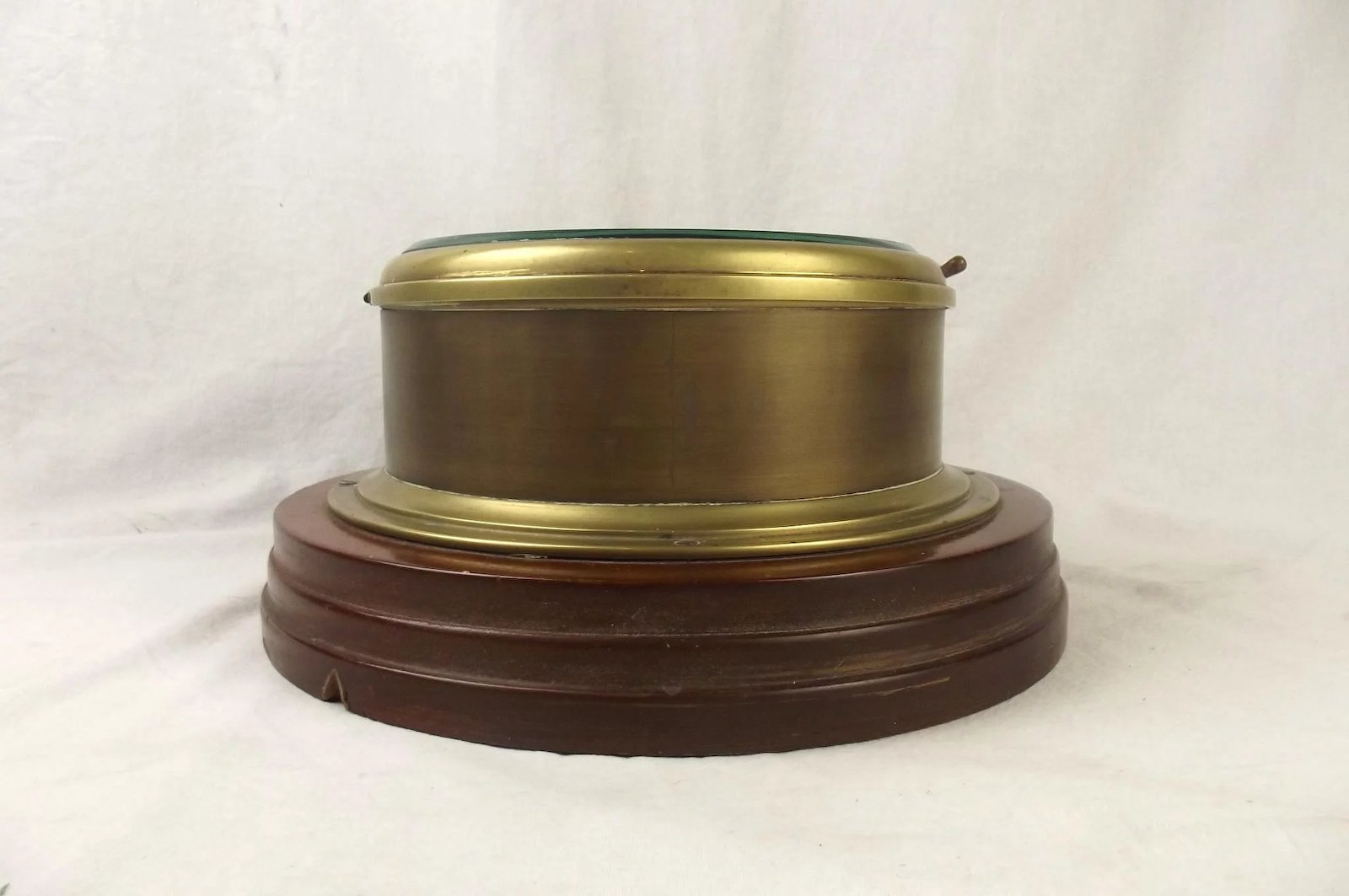 Mounted 8 Day Ships Bulkhead Clock - Image 8
