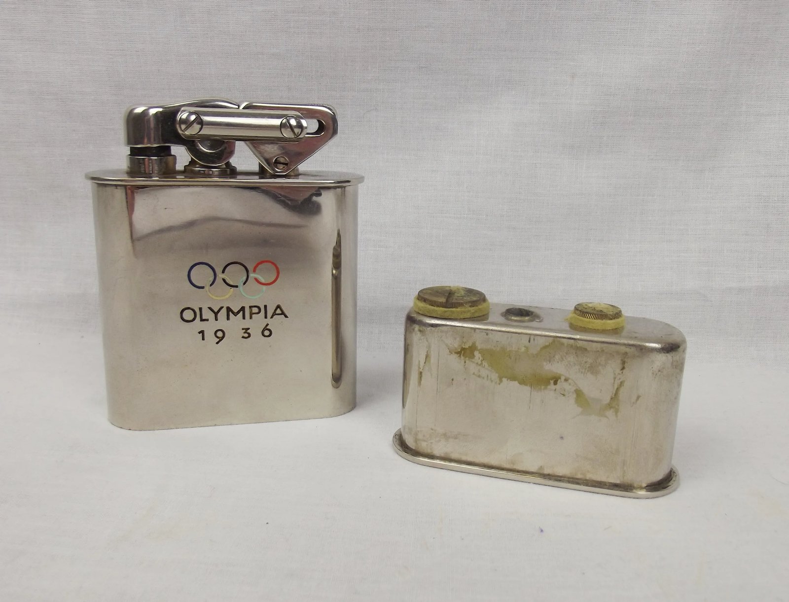 Original 1936 Olympics Cigarette Lighter - Image 9