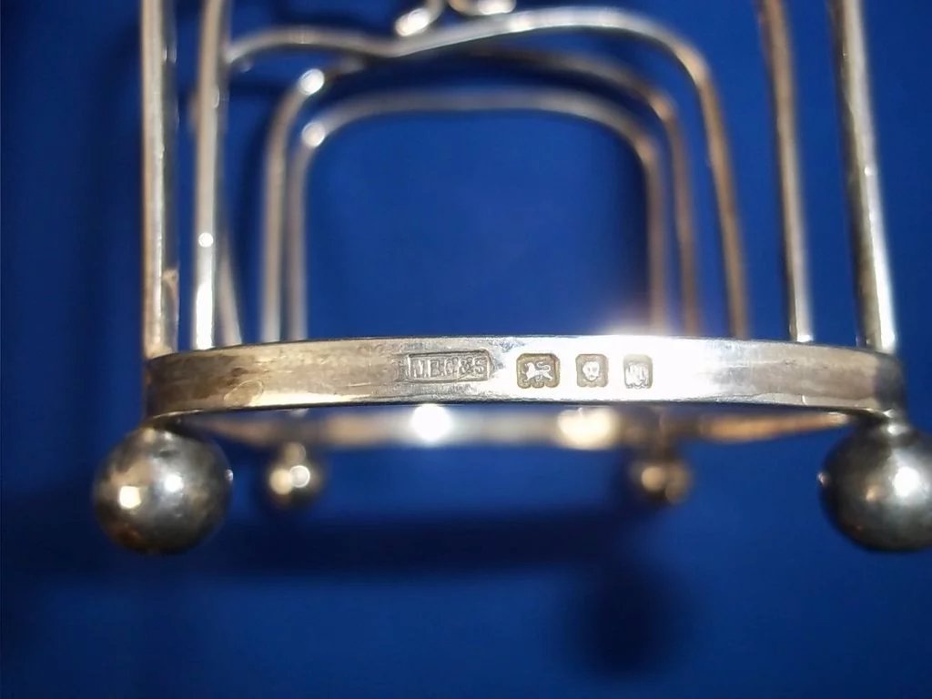 Pair Of Silver 4 Slice Toast Racks Birmingham 1903 - Image 2