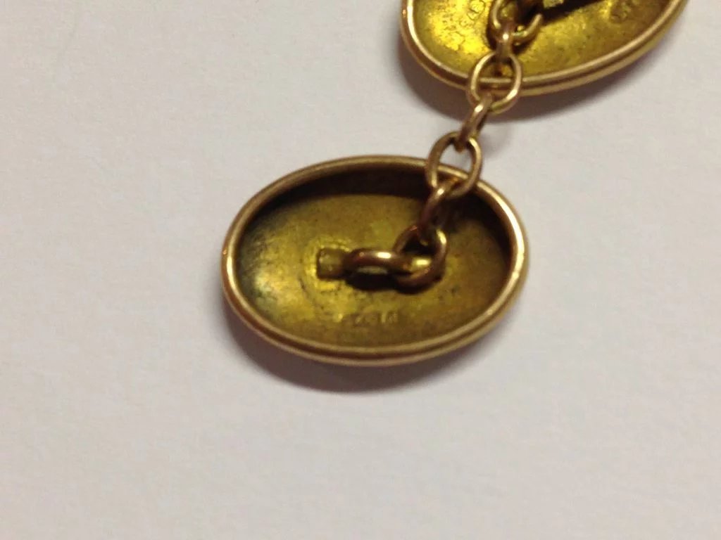 Pair Of Vintage 9ct Gold Oval Engraved Cufflinks - Image 6