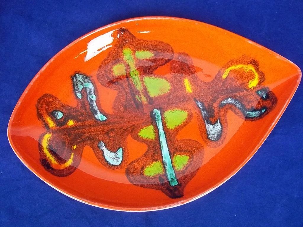 Poole Pottery Delphis Shield Shaped Plate Number 91, c.1970's - Image 2