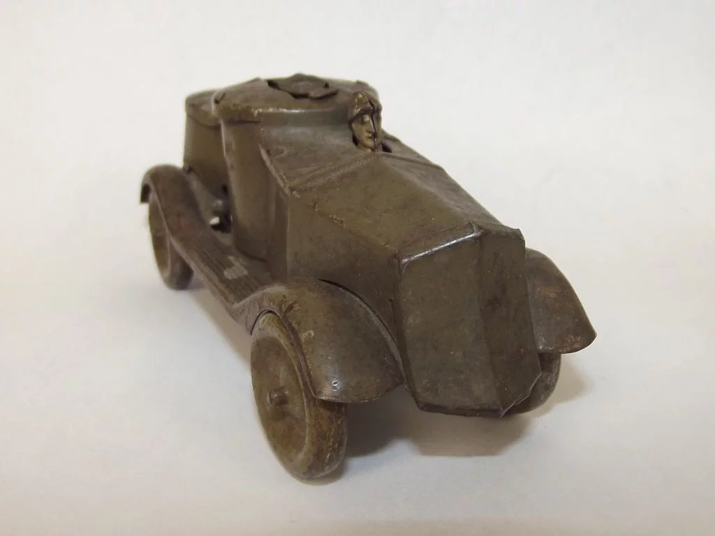 Pre-War French Tinplate Clockwork Toy Armoured Car - Image 3