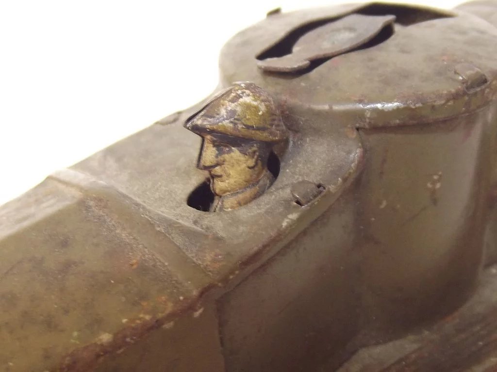 Pre-War French Tinplate Clockwork Toy Armoured Car - Image 8