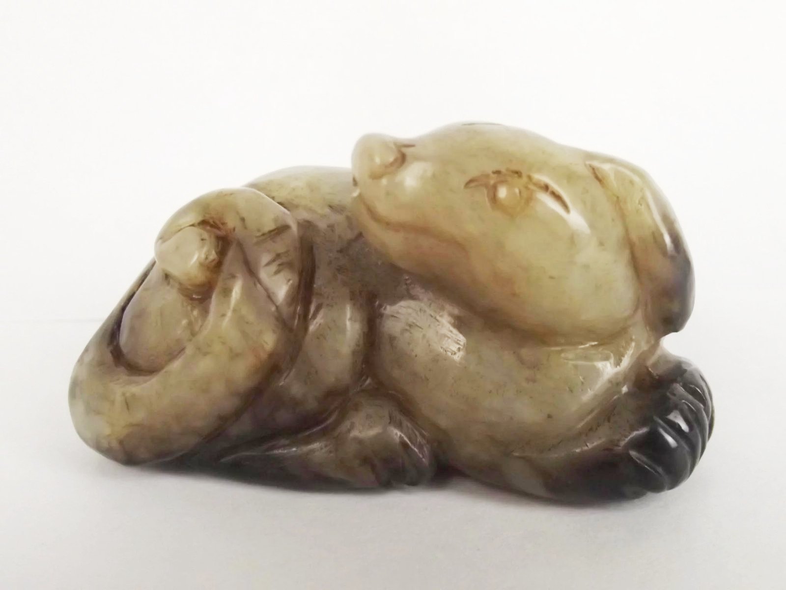 Qing Period Resting Dog Nephrite Jade Sculpture