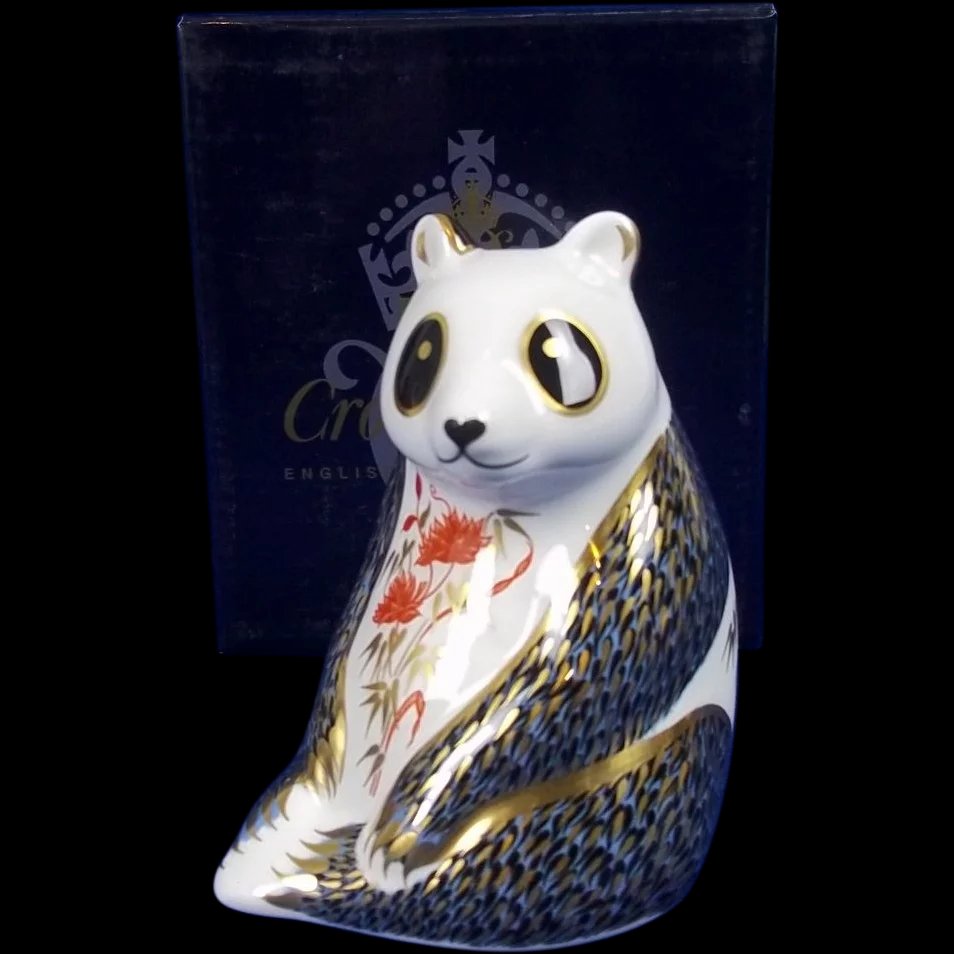 Royal Crown Derby Panda Paperweight ~ Boxed