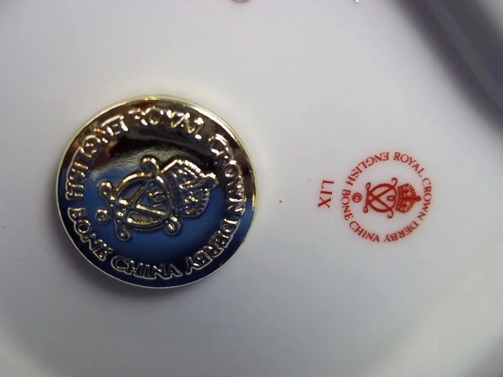 Royal Crown Derby Panda Paperweight ~ Boxed - Image 7