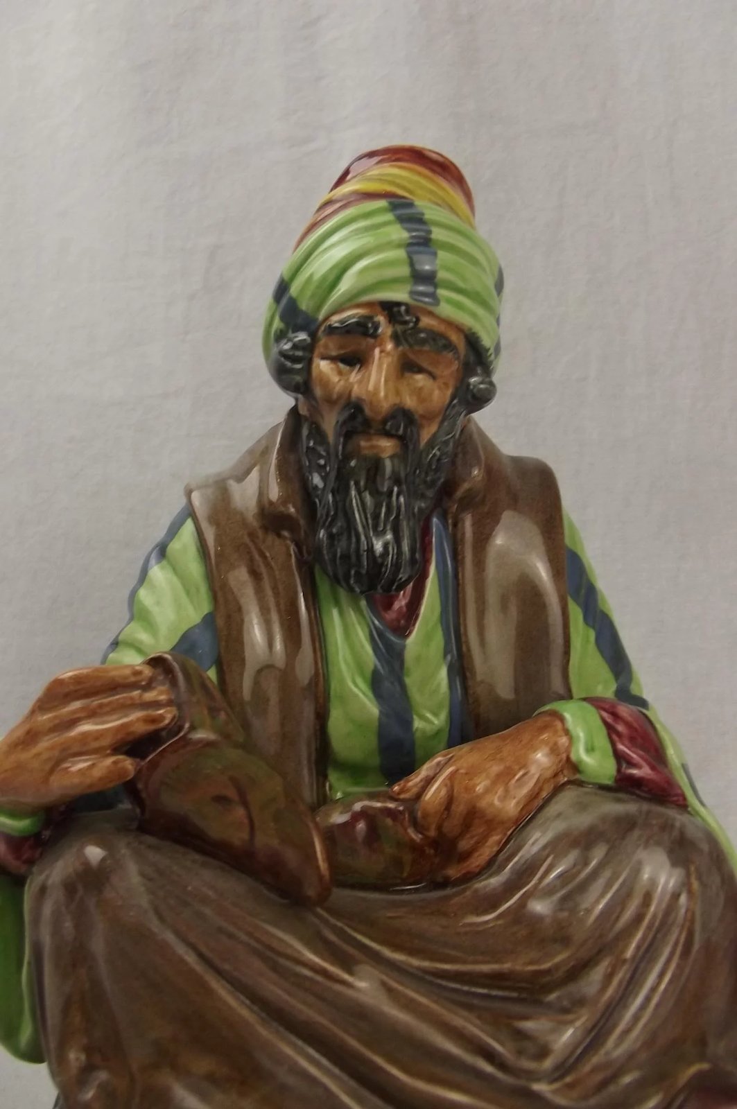 Royal Doulton Ceramic Figure – Cobbler HN1706 - Image 6