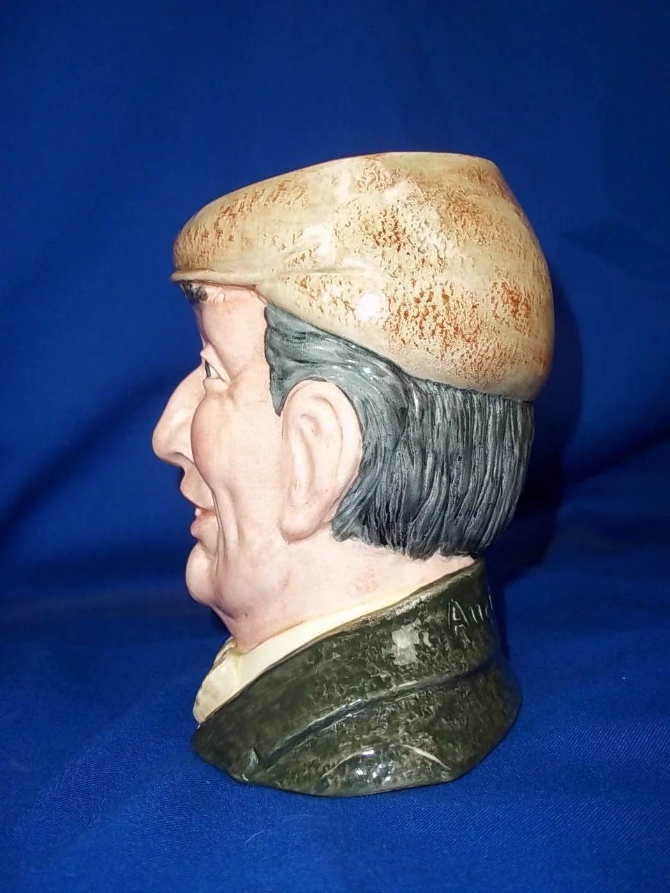 Royal Doulton Character Jug 'The Auctioneer' No. D6838 - Large - Image 5