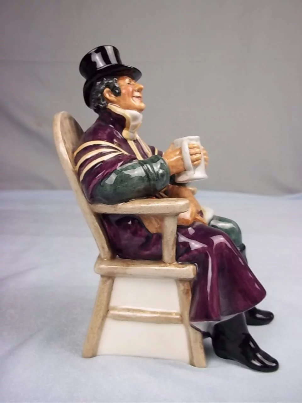 Royal Doulton Figurine Of "The Coachman", 1962 HN 2282 - Image 5