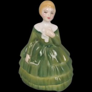 Royal Doulton Figurine of 'Belle' No. 2340 c.1980