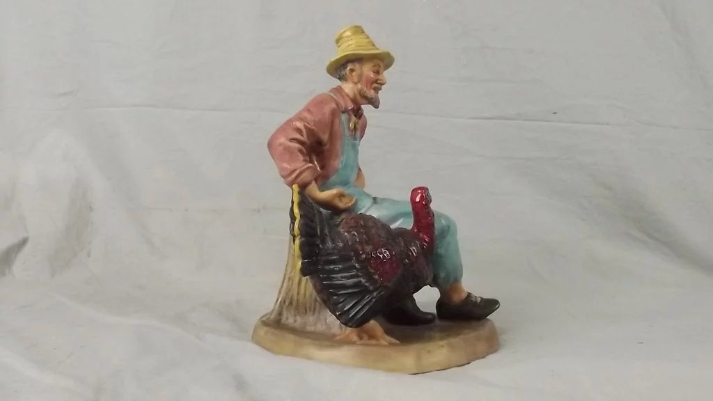 Royal Doulton HN 2446 Thanksgiving Figurine - Image 3
