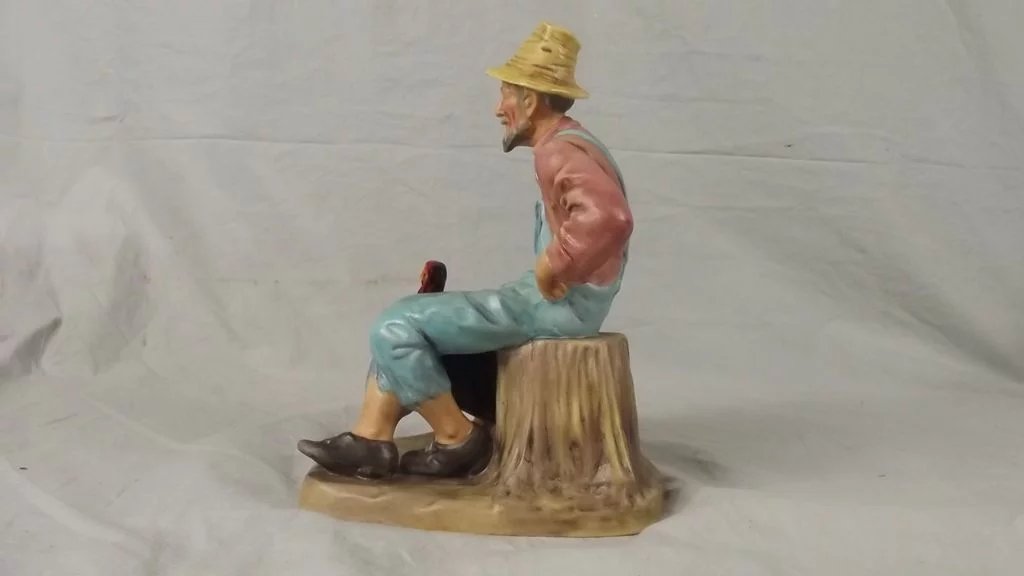 Royal Doulton HN 2446 Thanksgiving Figurine - Image 5