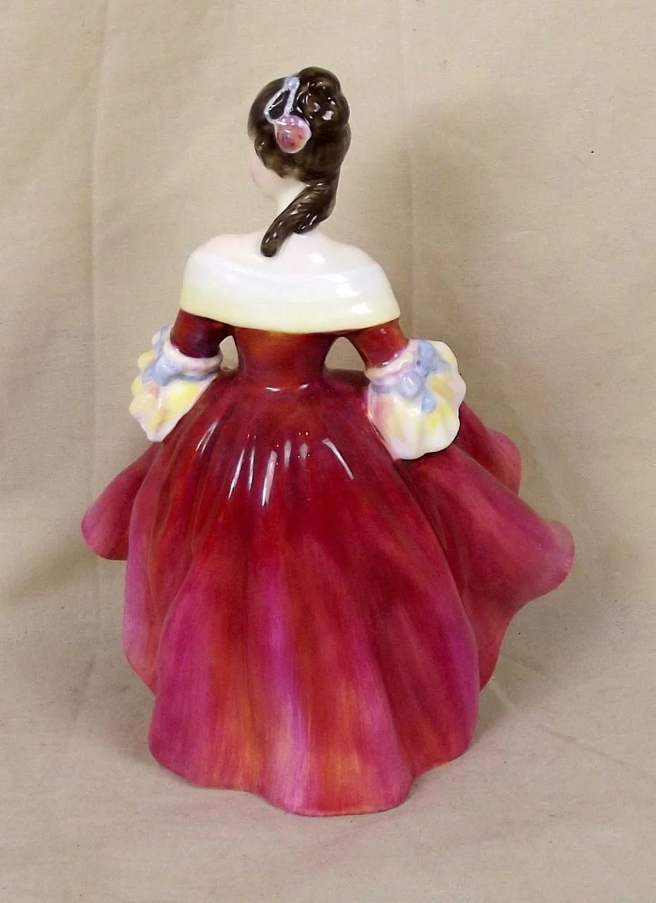 Royal Doulton HN2229 - Southern Belle - Image 4