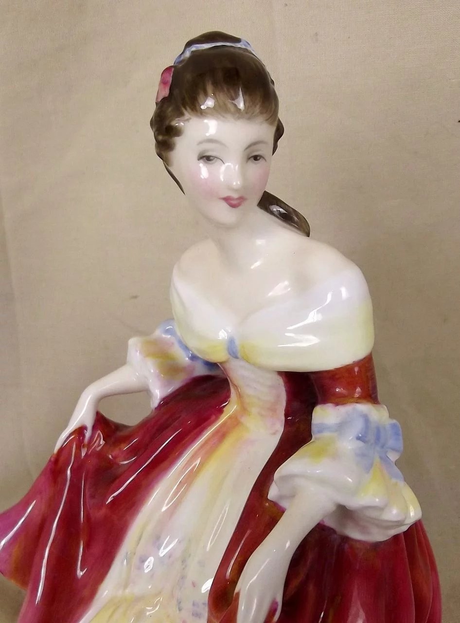 Royal Doulton HN2229 - Southern Belle - Image 6