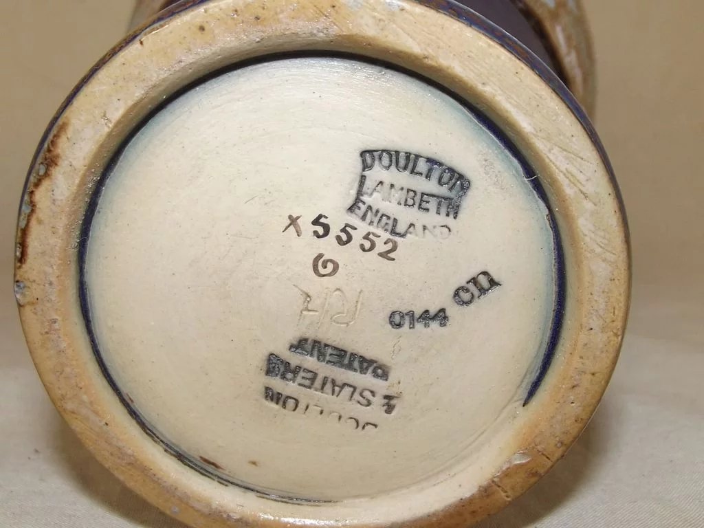 Royal Doulton Slaters Patent Large Vase In Gold & Blue 1897-1902 - Image 6