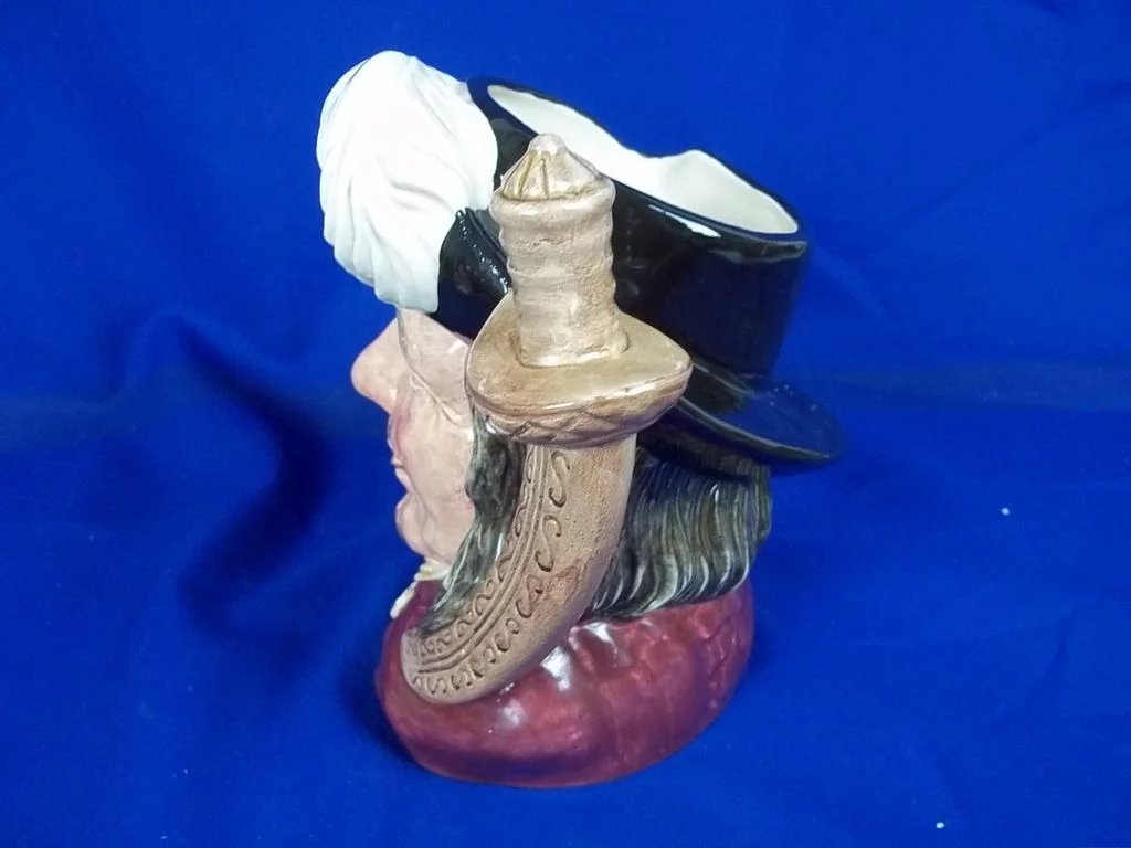 Royal Doulton Toby Jug:- D6440 "Porthos" - Image 5