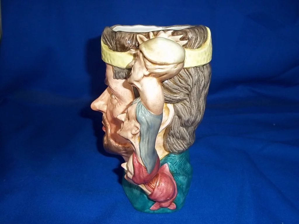 Royal Doulton Toby Jug:- D6667 "Macbeth" Shakesperian Collection - Image 5