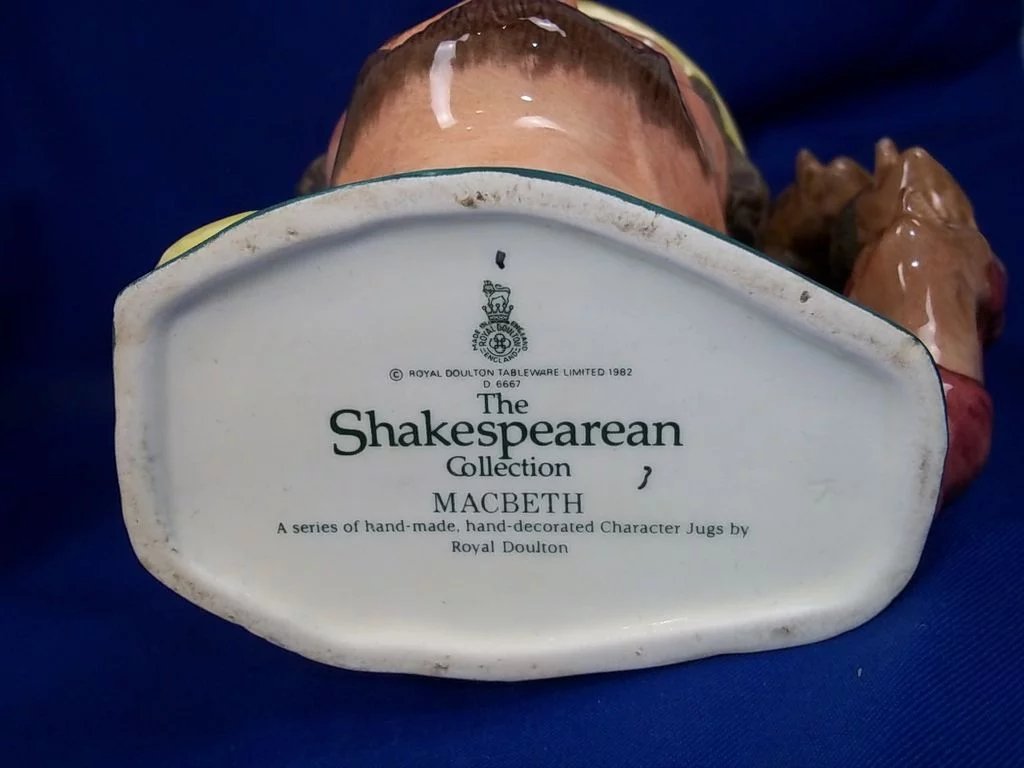 Royal Doulton Toby Jug:- D6667 "Macbeth" Shakesperian Collection - Image 6