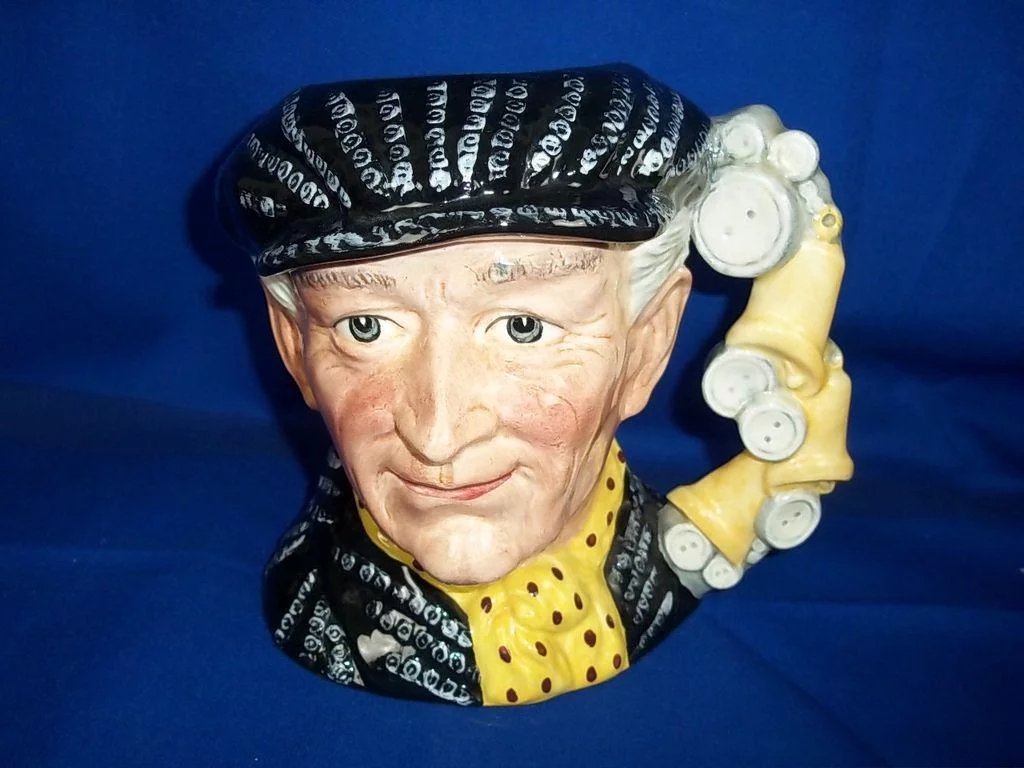 Royal Doulton Toby Jug:- D6760 "Pearly King" - Image 2