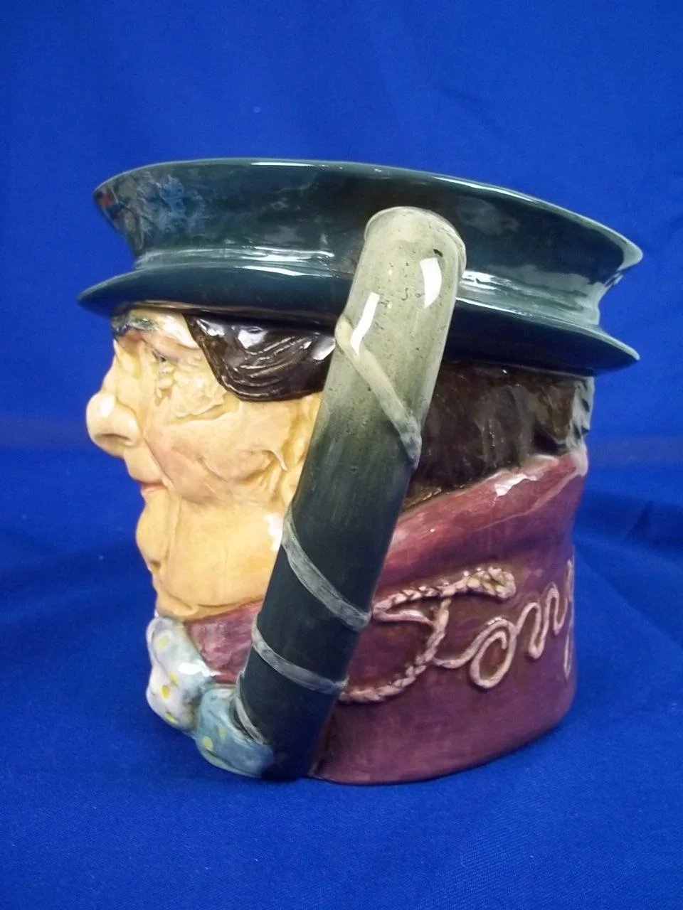 Royal Doulton Toby Jug "Tony Weller" D5531 - Extra Large - Image 5