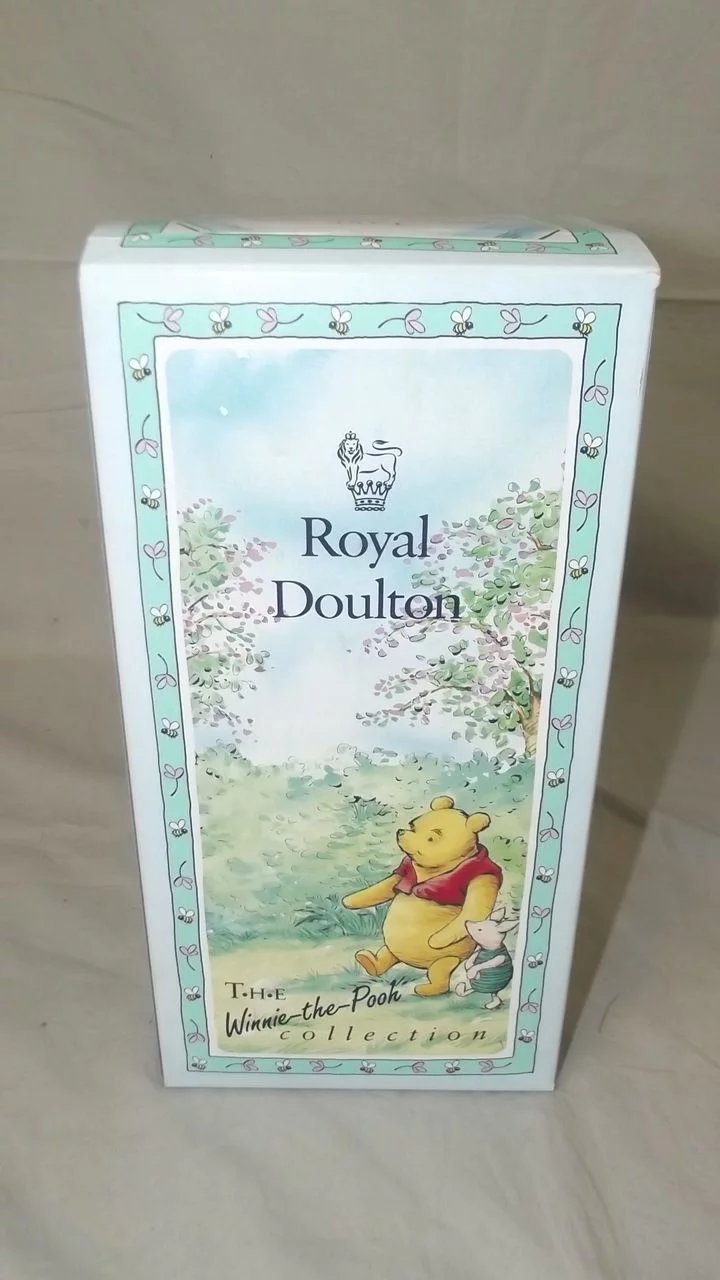 Royal Doulton 'Eeyore Loses A Tail' Figurine Winnie The Pooh Ltd Ed. WP15 #3 - Image 3