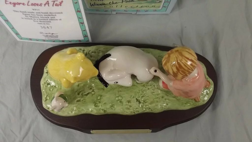 Royal Doulton 'Eeyore Loses A Tail' Figurine Winnie The Pooh Ltd Ed. WP15 #3 - Image 4