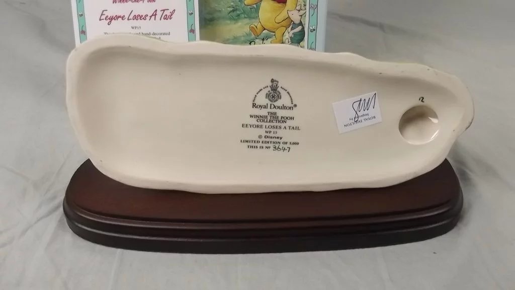 Royal Doulton 'Eeyore Loses A Tail' Figurine Winnie The Pooh Ltd Ed. WP15 #3 - Image 6