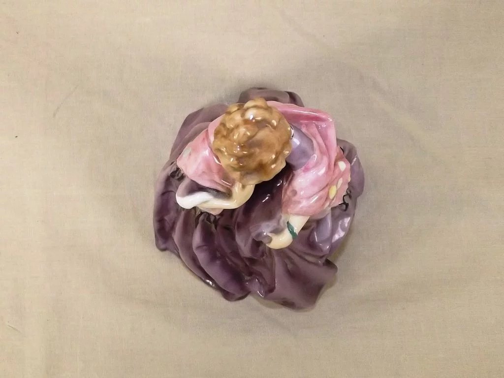 Royal Worcester First Dance 3629 By F.G. Doughty - Image 6