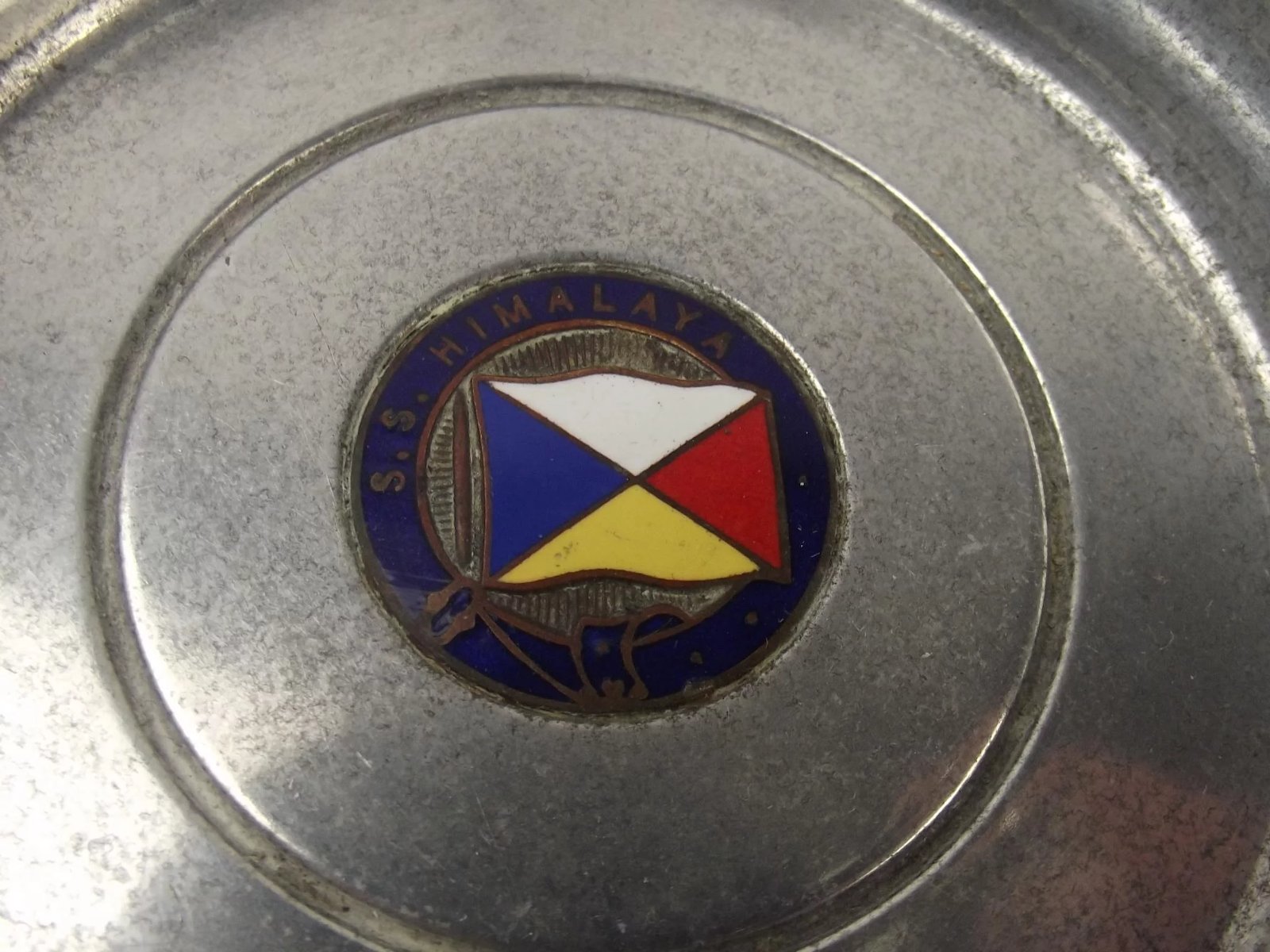 SS Himalaya Ships Wheel Shaped Ashtray - Image 3