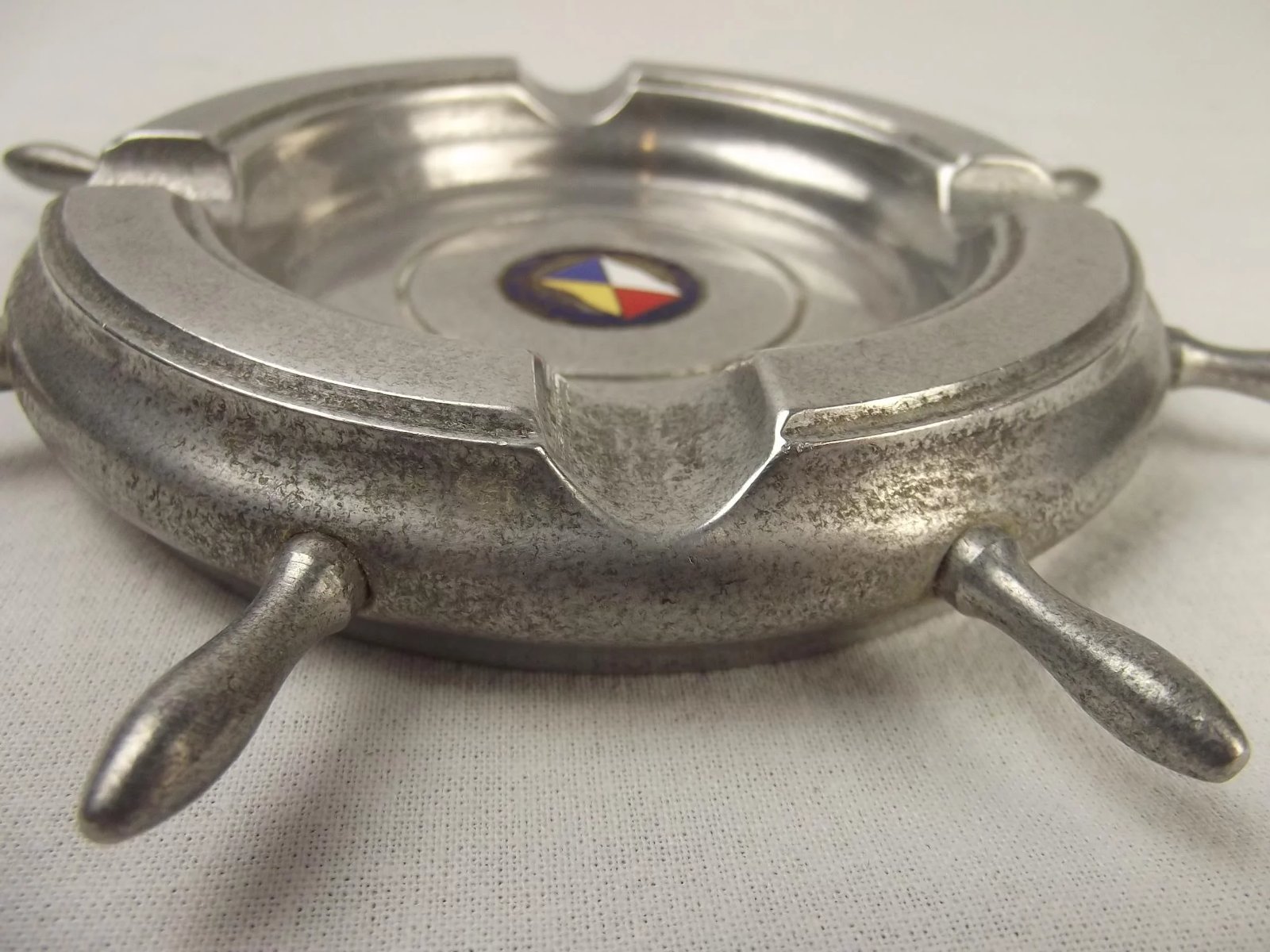SS Himalaya Ships Wheel Shaped Ashtray - Image 4