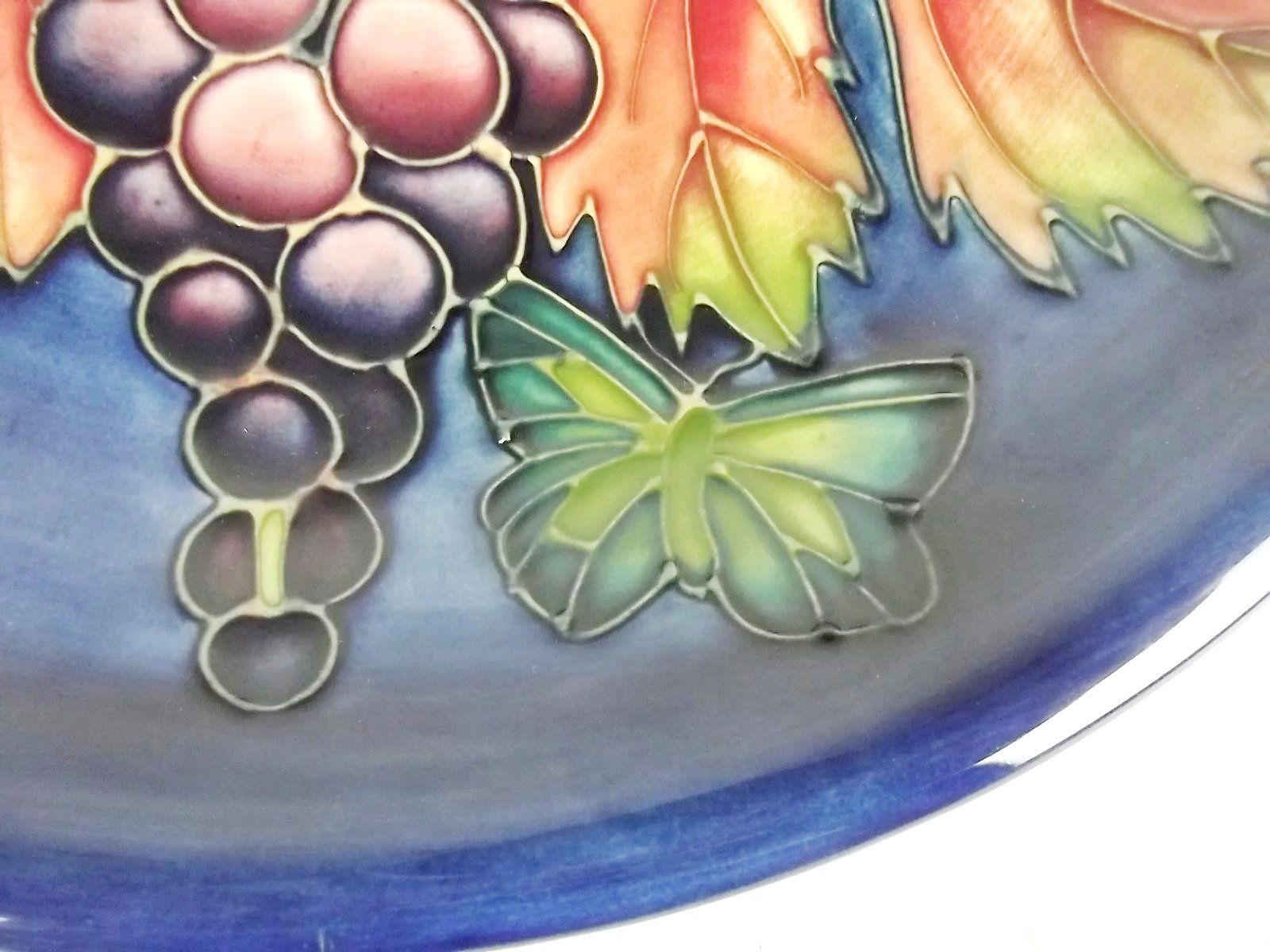 Selfridges Of London Moorcroft Grapes & Vine Pattern Charger - Image 3