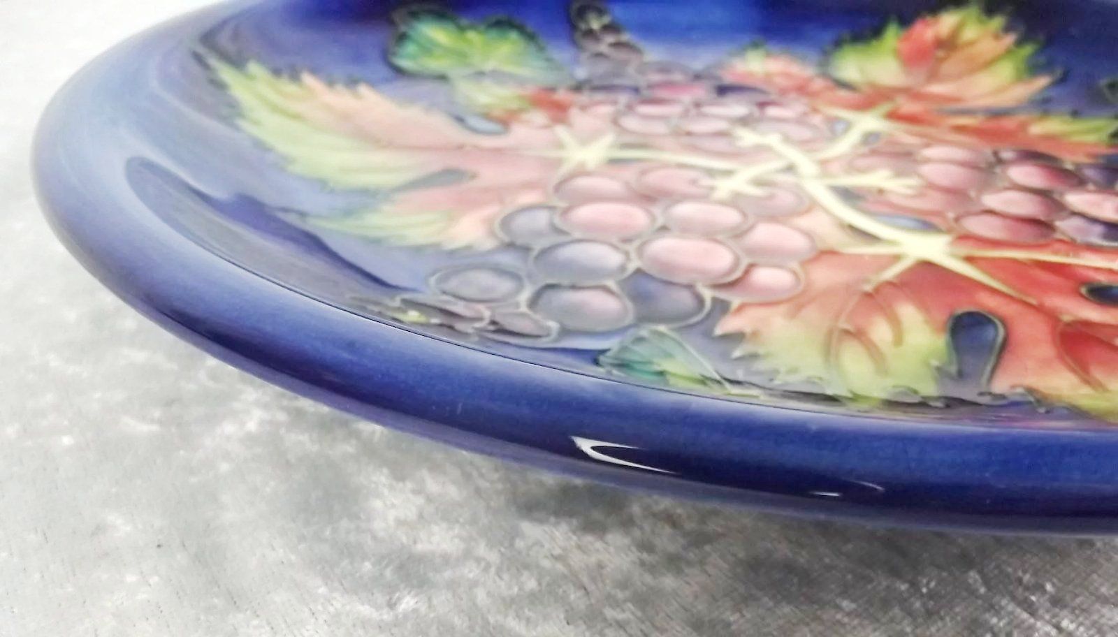 Selfridges Of London Moorcroft Grapes & Vine Pattern Charger - Image 7