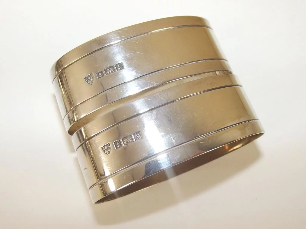 Set of Four Sterling Silver 'FE' Initialled Napkin Rings, Hallmarked B-ham 1965 - Image 6
