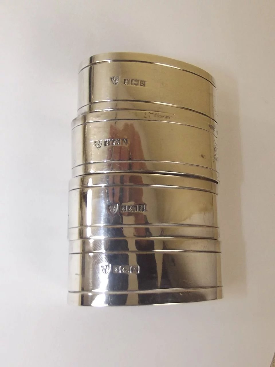 Set of Four Sterling Silver 'FE' Initialled Napkin Rings, Hallmarked B-ham 1965 - Image 7