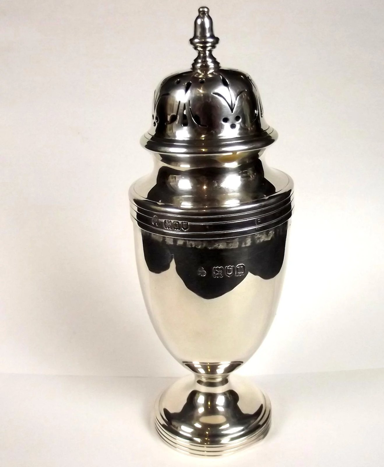 Silver London 1915 George III Style Sugar Shaker - Image 2