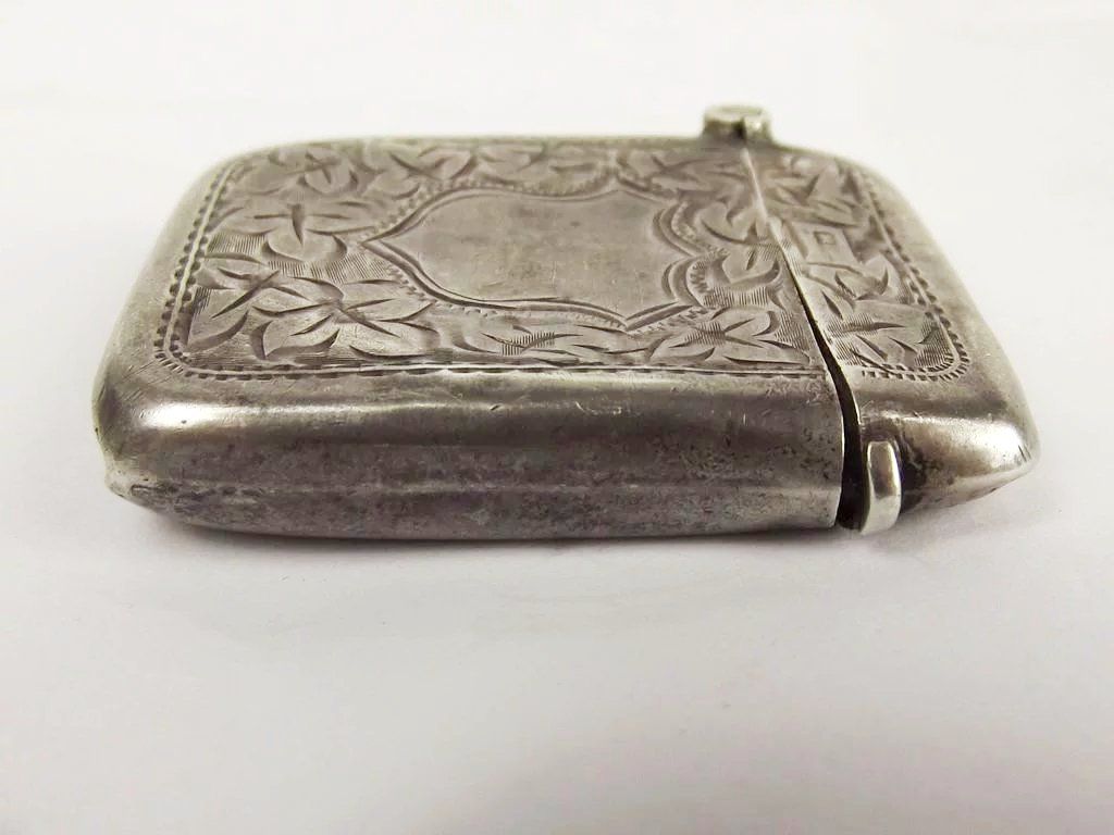 Silver Vesta Case Hallmarked For Birmingham 1916 - Image 3
