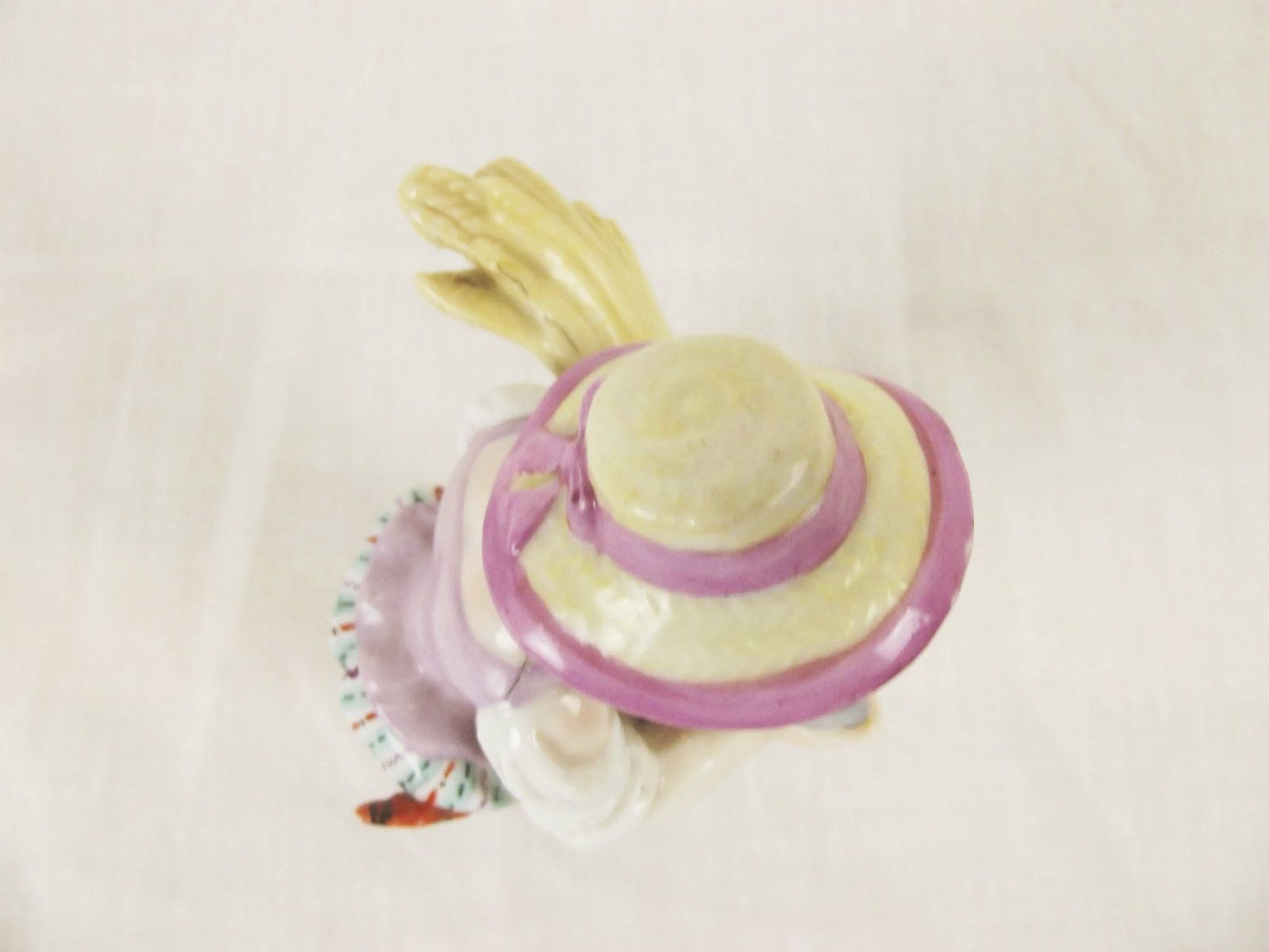 Sitzendorf Harvester Figurine - Image 5