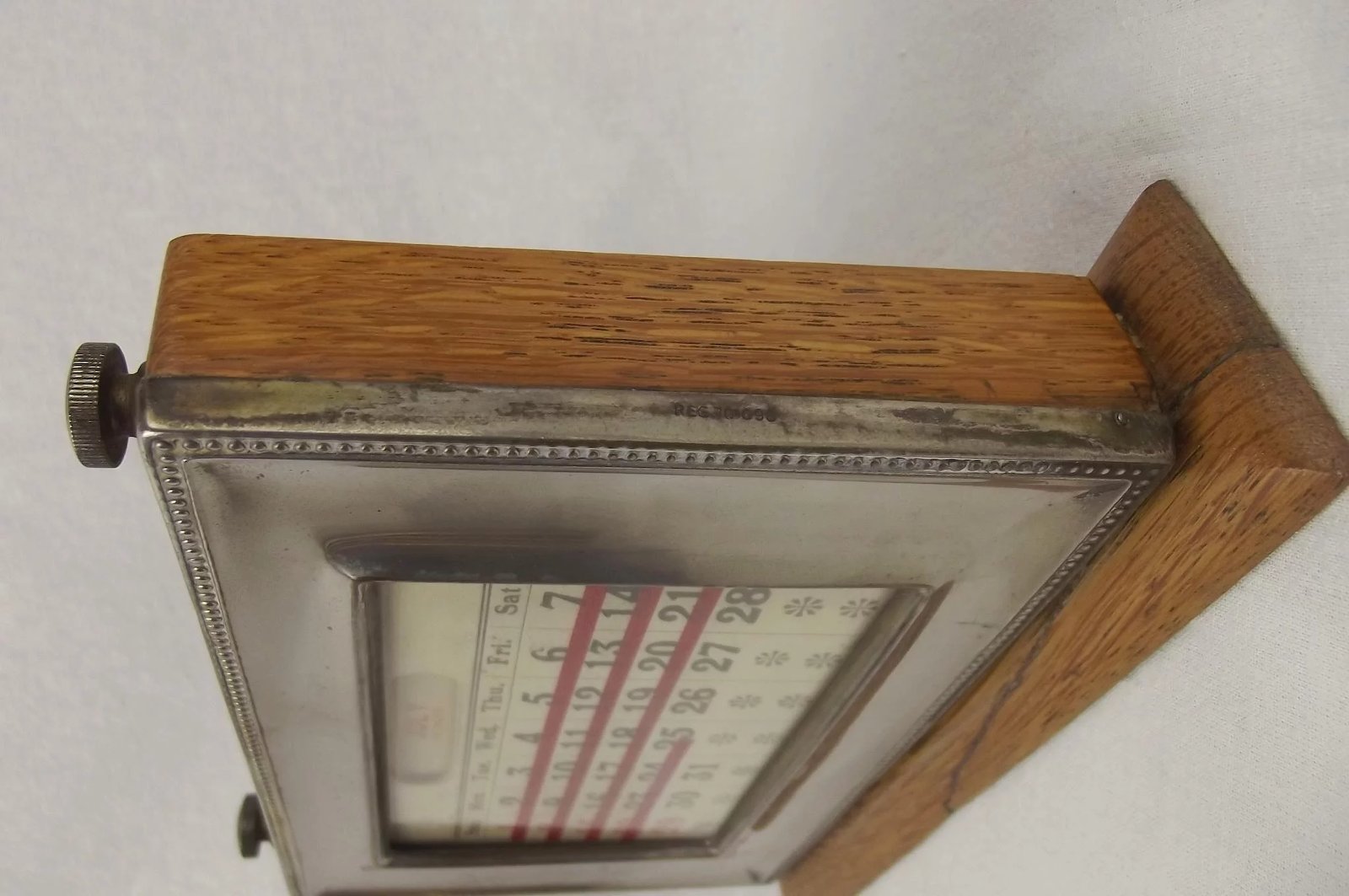 Sliver Plated Frame Perpetual Calendar - Image 4