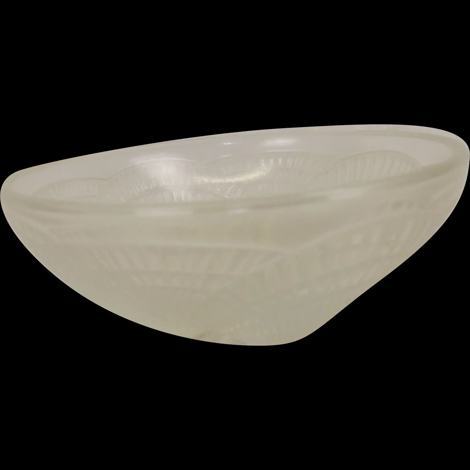 Small René Lalique Coquilles Opalescent Glass Bowl