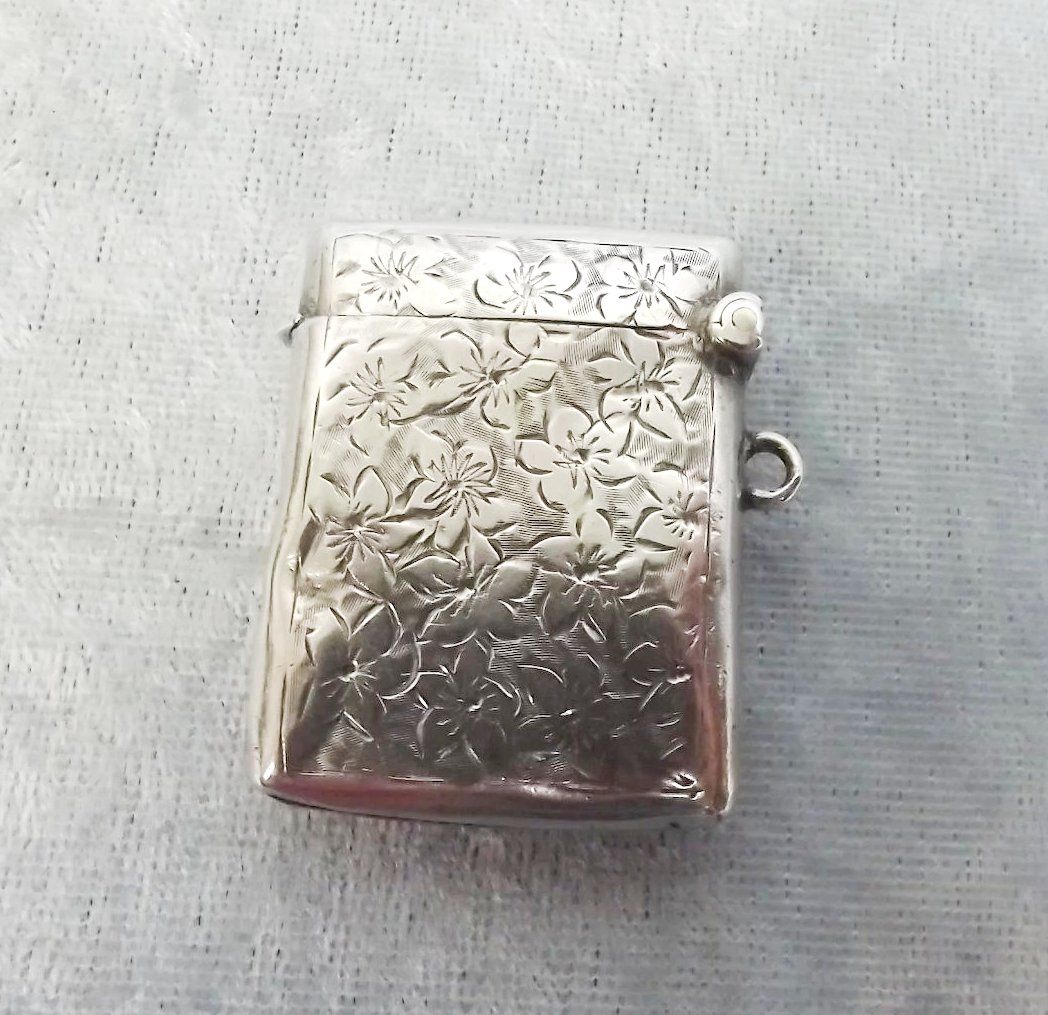 Sterling Silver Engraved Vesta Case London 1923 - Image 6