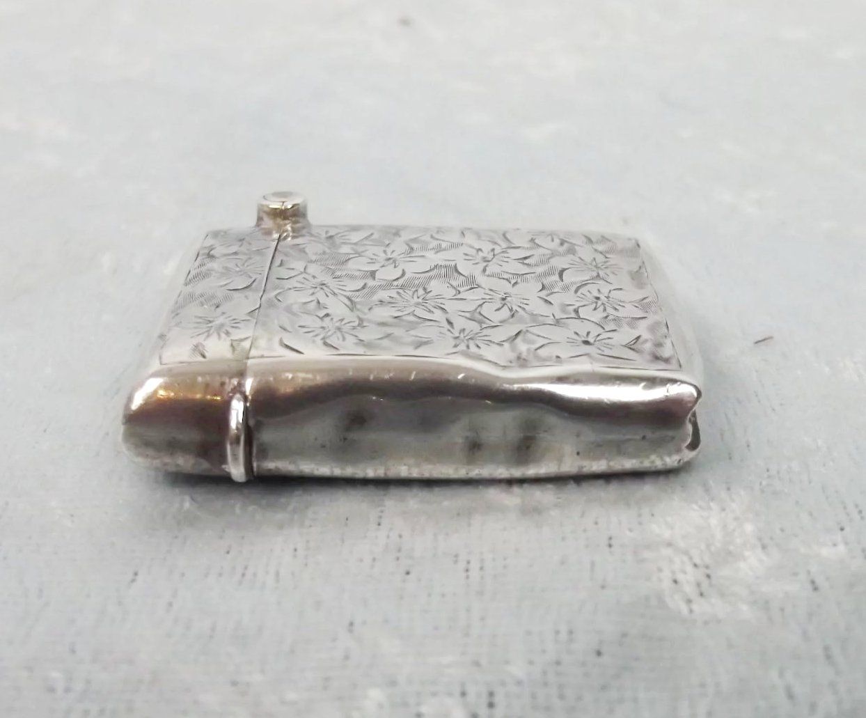 Sterling Silver Engraved Vesta Case London 1923 - Image 2