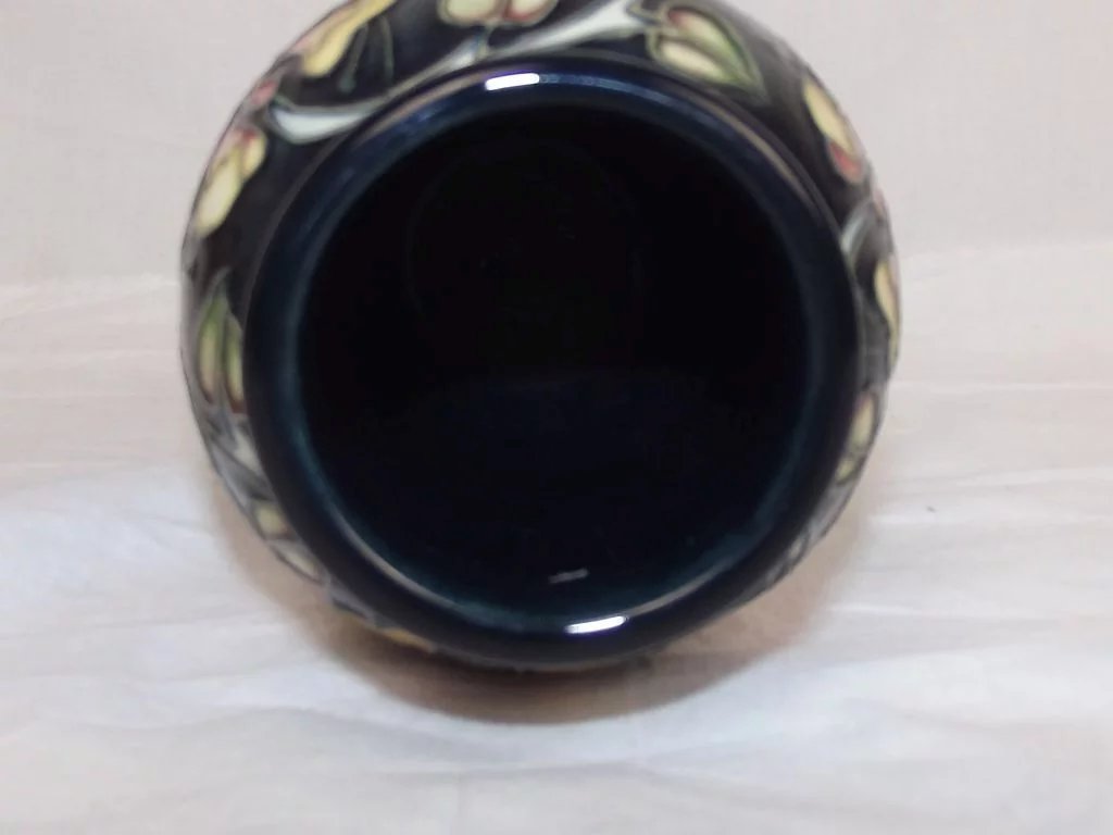 Stunning Moorcroft Oberon Pattern 11 Inch Tall Baluster Vase - Image 9