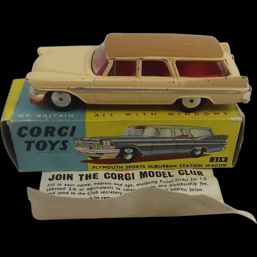 VNMIB Corgi 219 Plymouth Suburban 1960/63