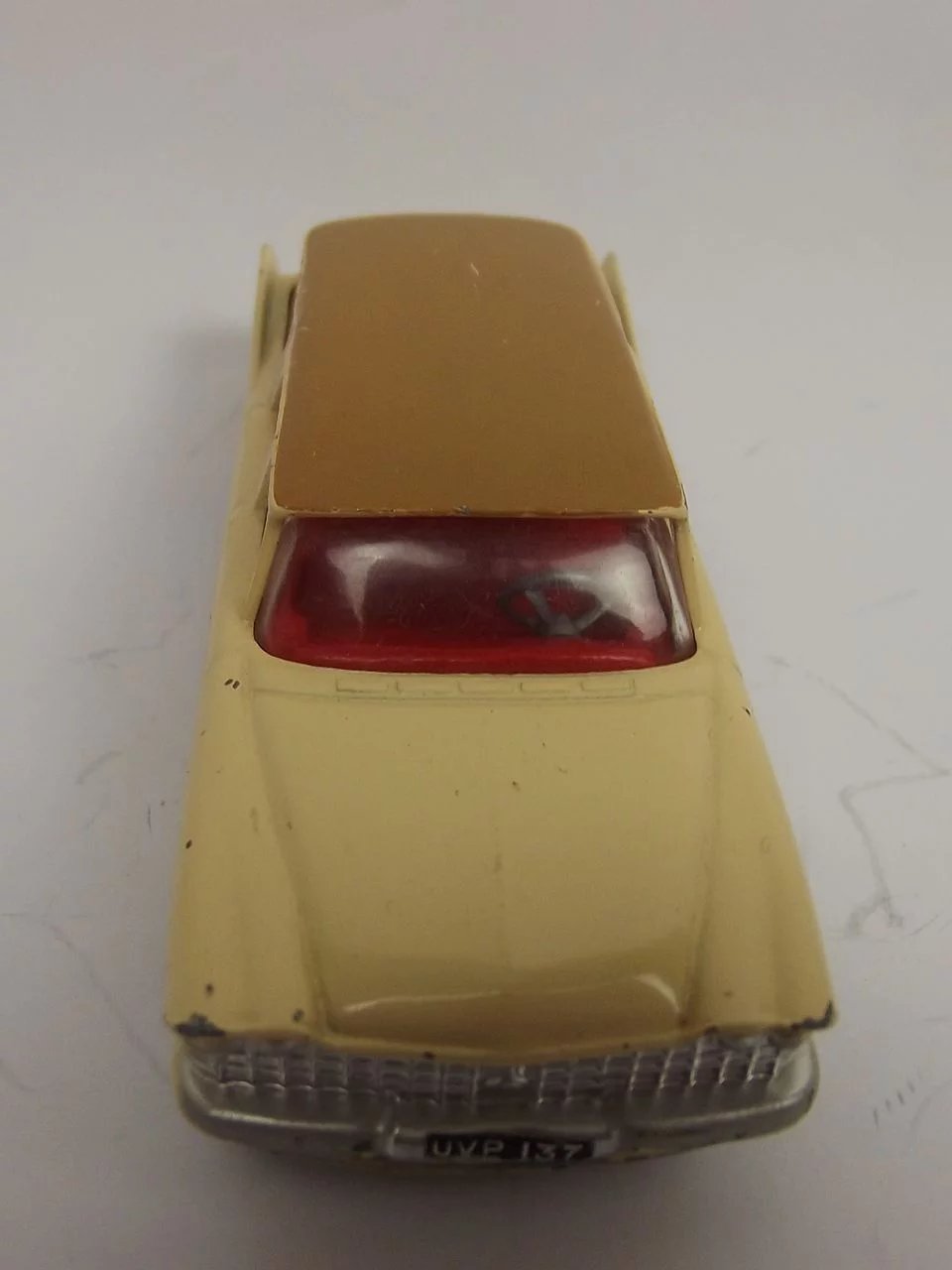 VNMIB Corgi 219 Plymouth Suburban 1960/63 - Image 4