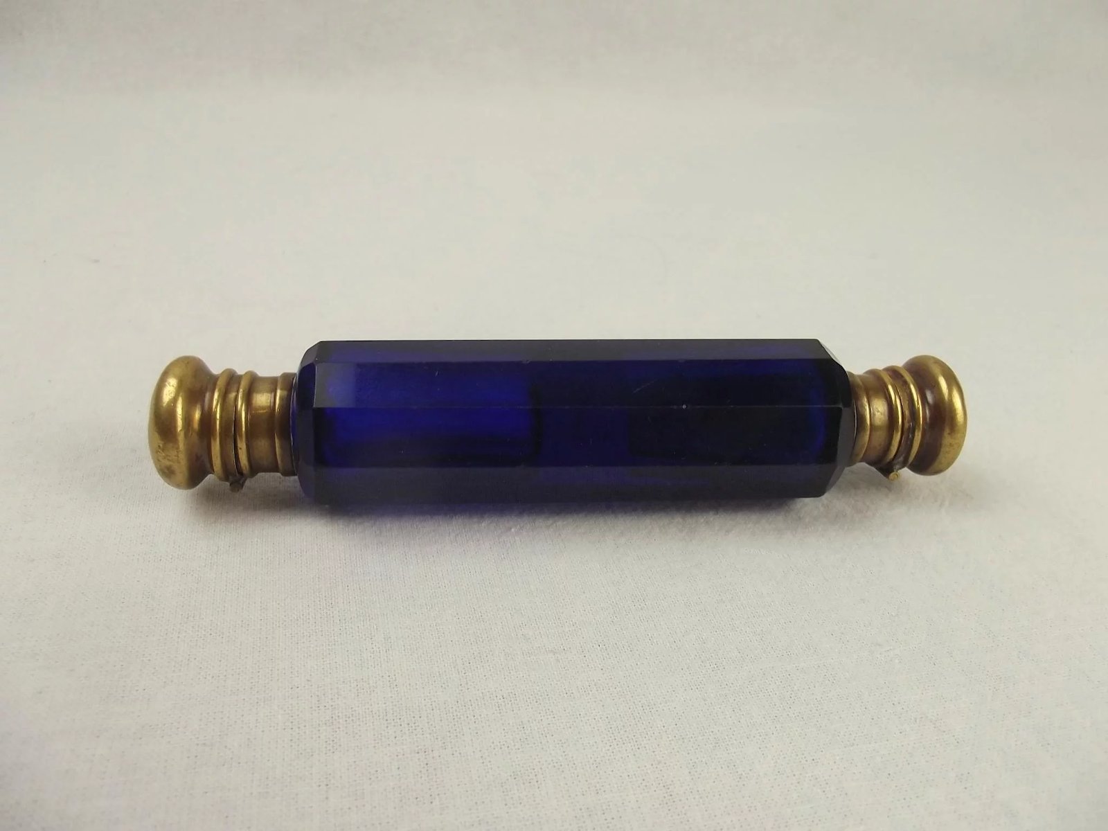 Victorian Double Ended Blue Glass Scent Bottle - Image 2