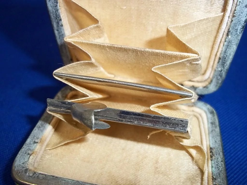 Victorian Mother of Pearl Mini Purse - Image 5