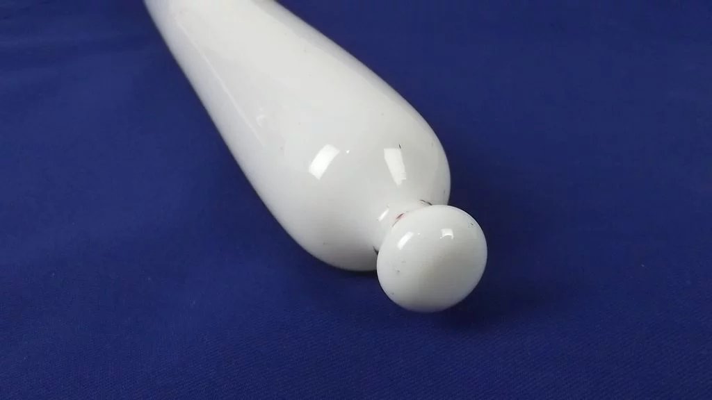 Victorian Opaque Glass Rolling Pin c.1860 No. 1 - Image 6