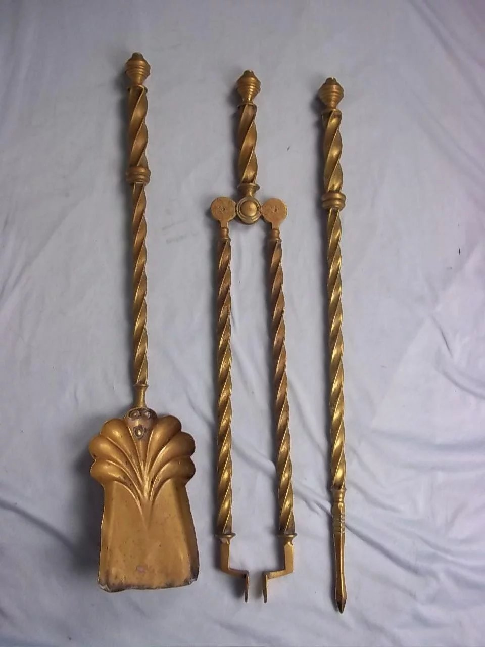 Victorian Three Piece Set of Brass Fire Irons c.1880 - Image 2