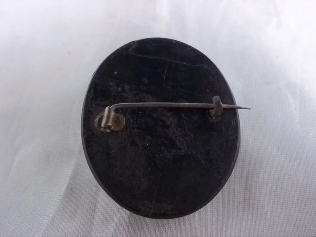 Victorian Whitby Jet Brooch - Image 3